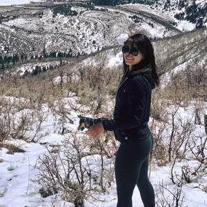 Meet your Posher, Chey